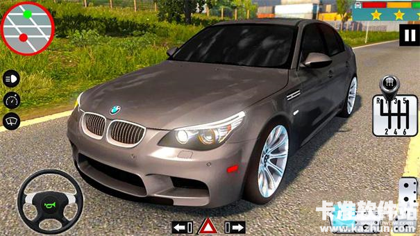 多层停车场驾驶模拟游戏玩法2