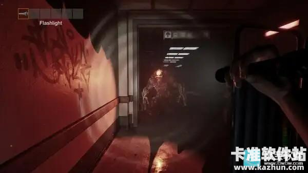 Panicore恐怖狙击手生存游戏玩法1